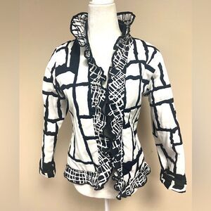 Trimdin black/white reversible patterned jacket  XS